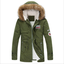 Load image into Gallery viewer, jacket men 2019 new men&#39;s thick warm winter down coat long fur collar army green men parka Fleece cotton coat jacket parka men